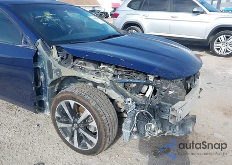 2018 Nissan Altima 2.5 Sr z USA, uszkodzony, nr VIN 1N4AL3AP6JC121470